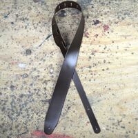 BROWN 2.5″ LEATHER GUITAR STRAP